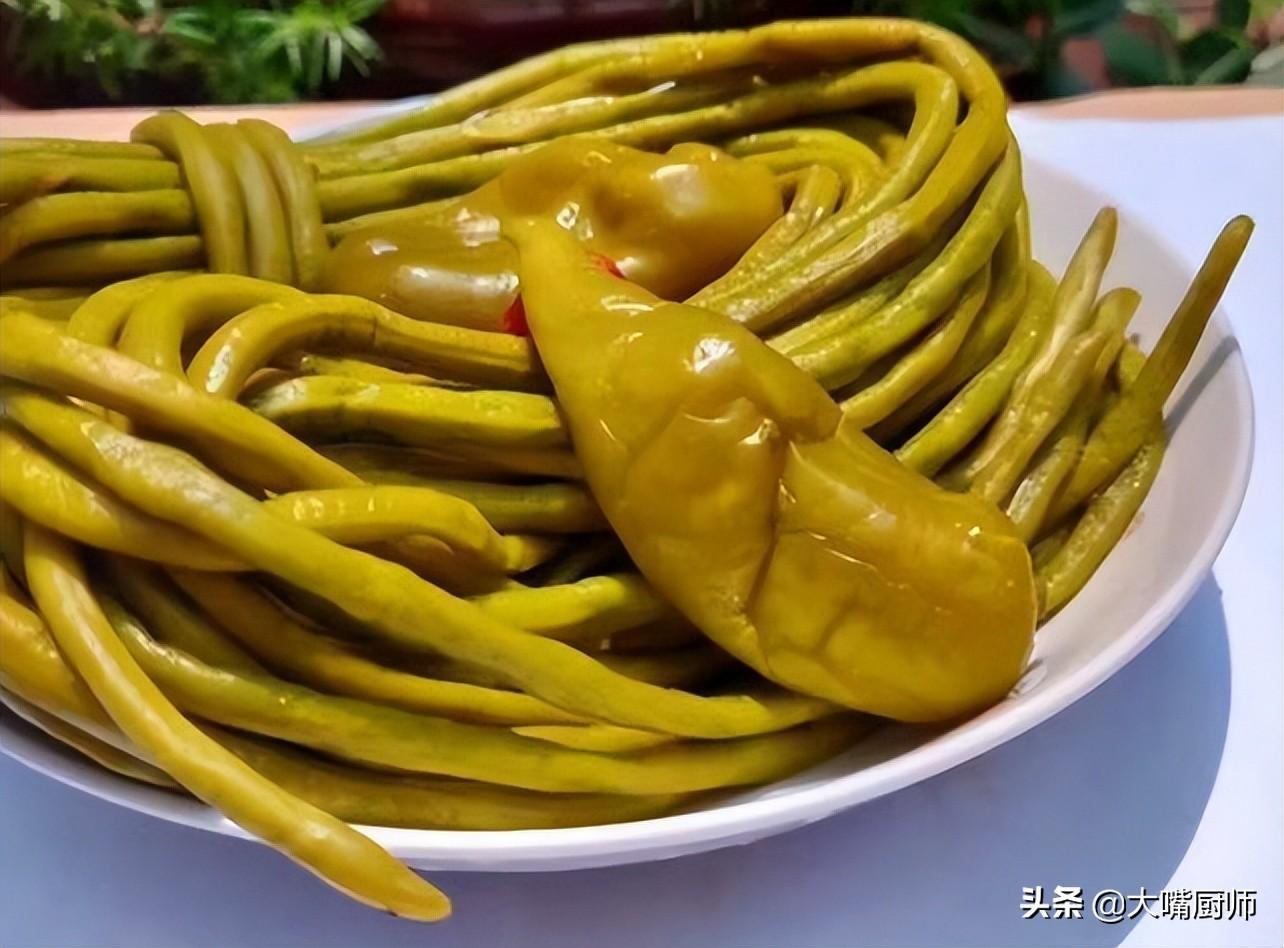 酸辣豇豆角怎么腌制方法_怎样腌制豇豆又脆又好吃-2