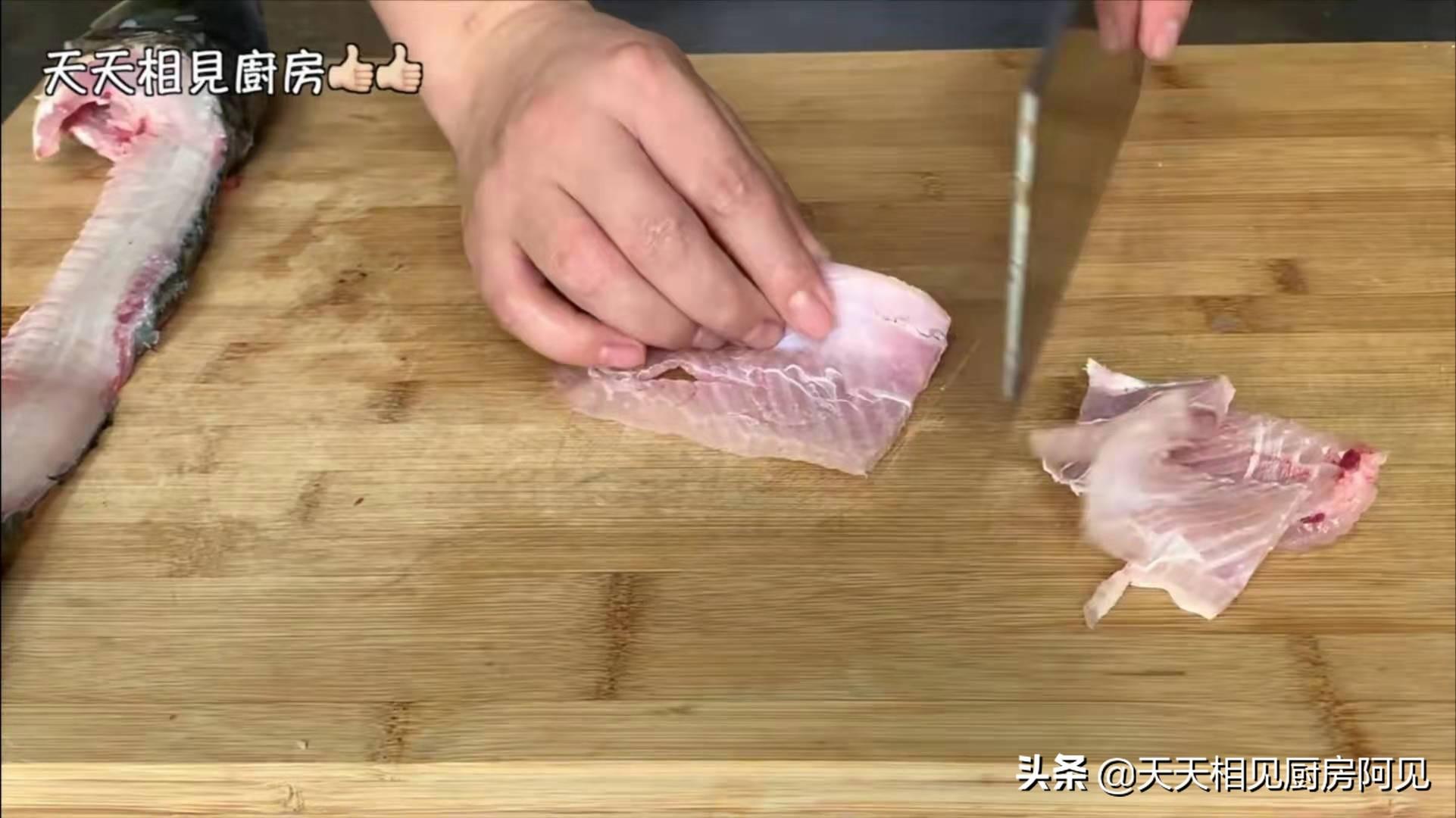 酸菜鱼的做法_手把手教你酸菜鱼的做法-6