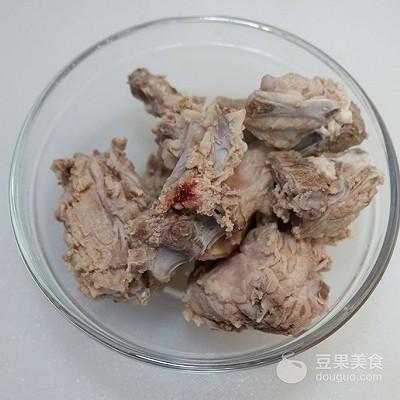 羊排炖萝卜可以放枸杞吗（羊排炖萝卜的做法）-8