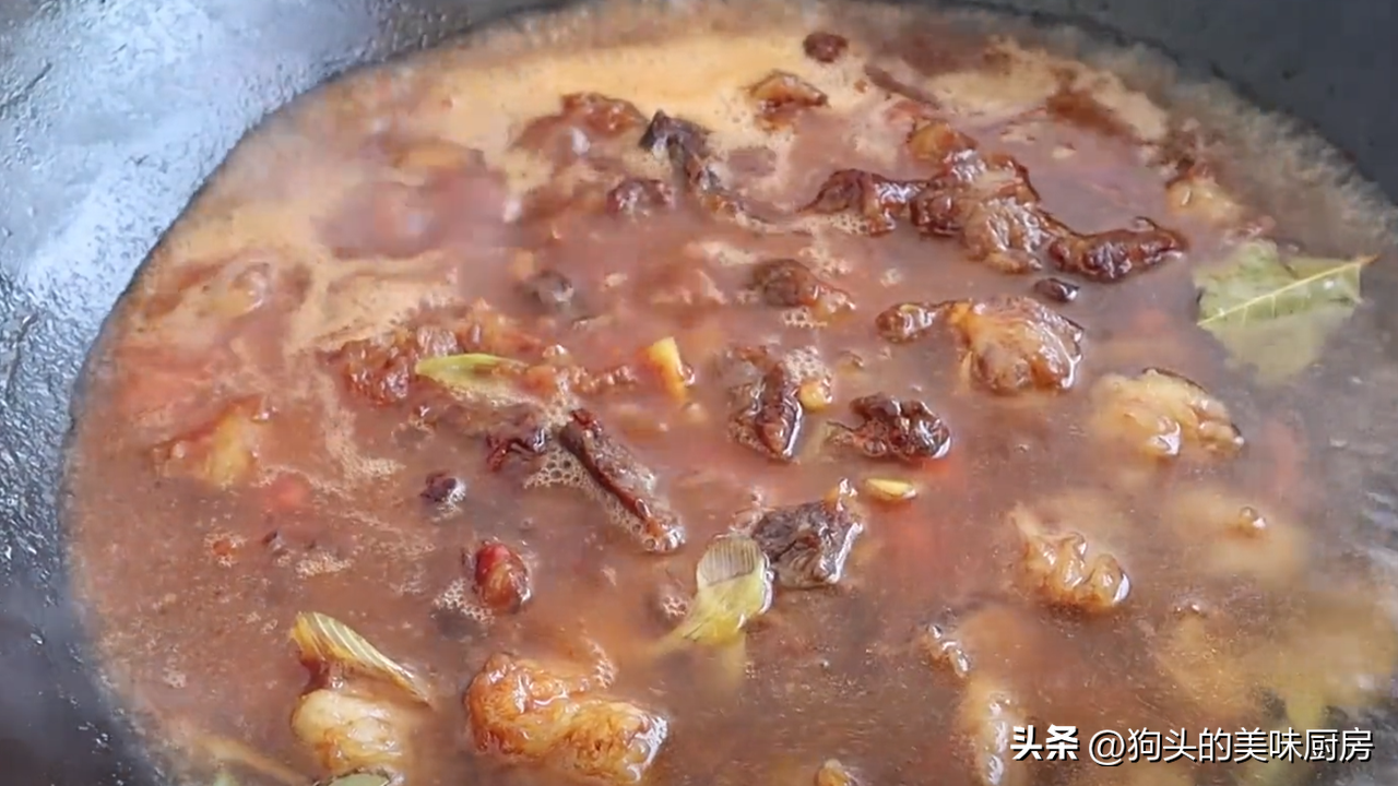 饭店西红柿牛腩的做法，番茄炖牛腩的教程-19