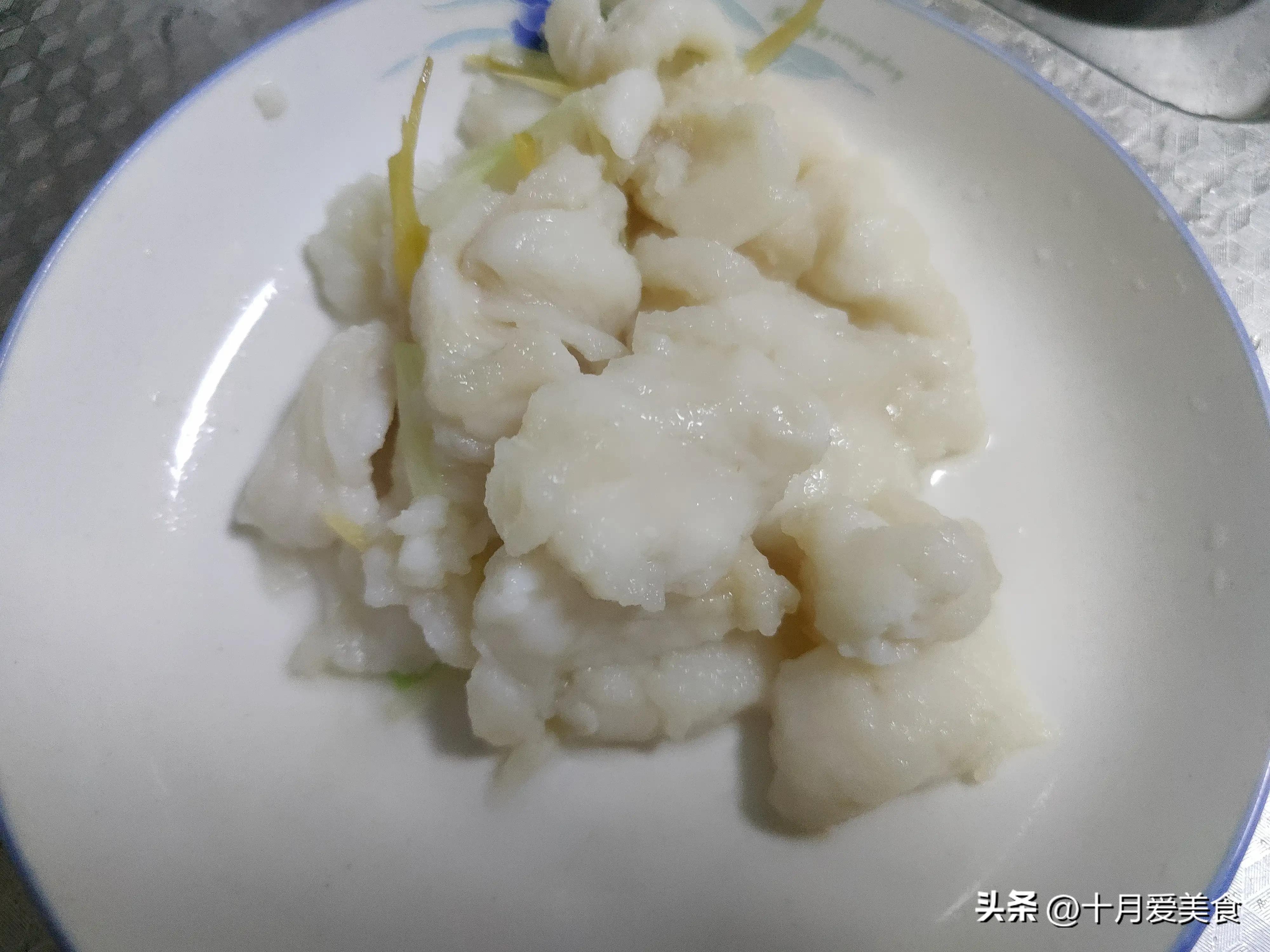 西红柿炒巴沙鱼的做法（番茄巴沙鱼怎么做才好吃）-3