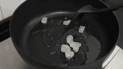 做红烧肉炒糖色怎么炒，红烧肉熬糖色怎么熬？-7