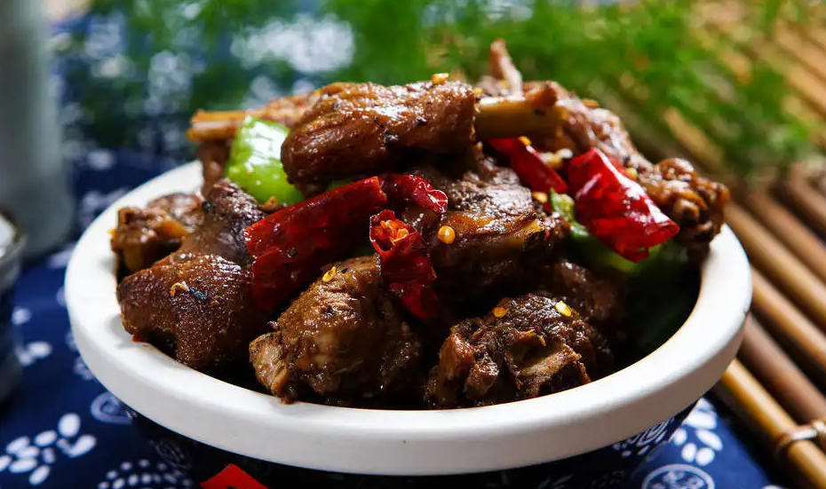 红烧鸭子的做法和配料（红烧鸭肉怎么烧最好吃）-4