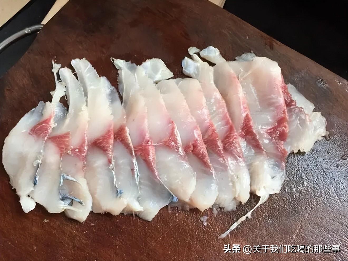 水煮鱼怎么做鱼片不烂（水煮鱼片的家常做法）-4