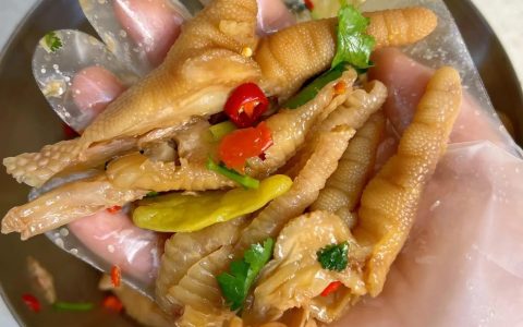 无骨鸡爪的做法柠檬酸辣味 柠檬无骨鸡爪配料表