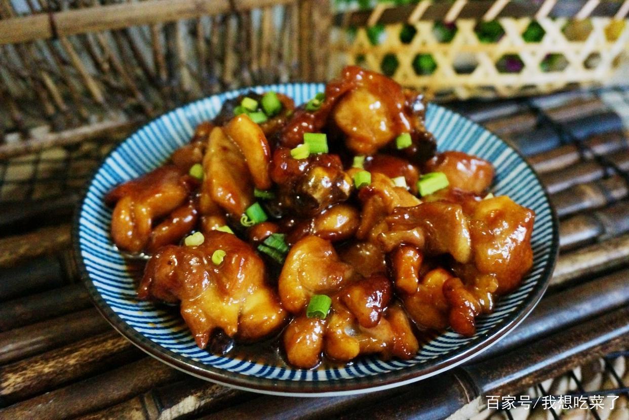 土豆烧鸡腿肉怎么做好吃（炒鱼片用什么配料）-3