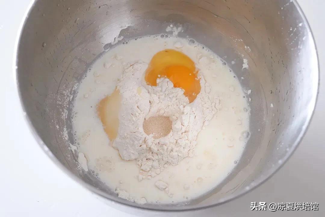 初学者蔓越莓面包做法_蔓越莓面包的做法烤箱-5