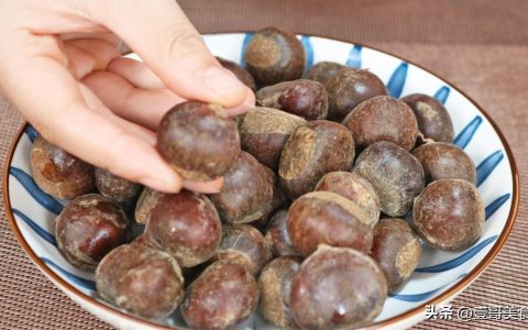 生板栗怎么去皮和壳最快，板栗煮后怎样好剥皮