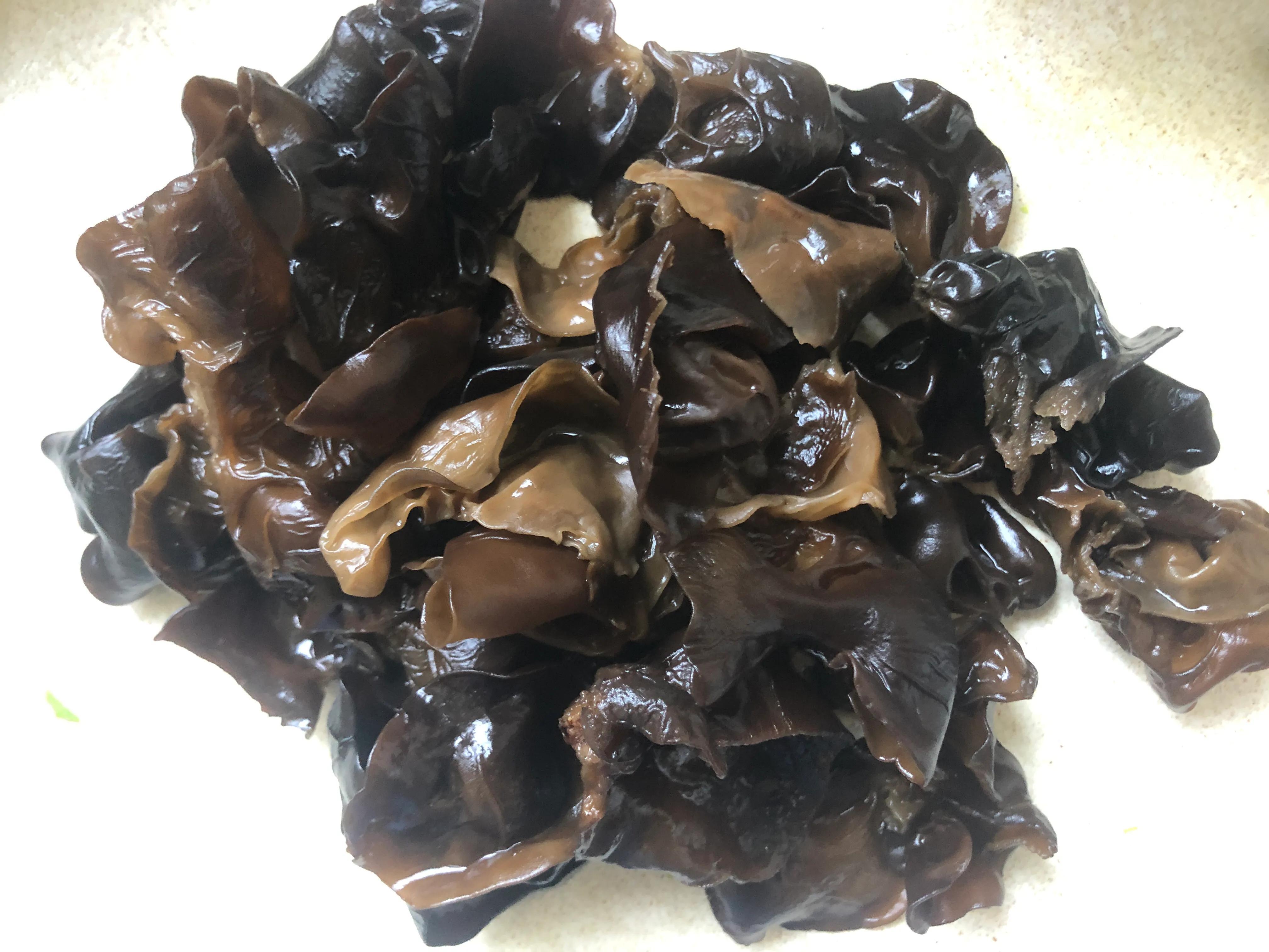 芹菜豆腐包子馅的做法（芹菜豆腐蒸包怎么做好吃）-3
