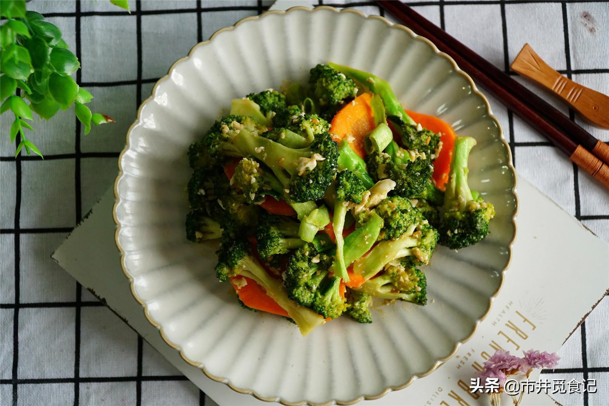 西兰花土豆炖牛肉的做法_【图解】西兰花土豆炖牛肉怎么做如何做好吃_西兰花土豆炖牛肉家常做法大全_LM菜_豆果美食