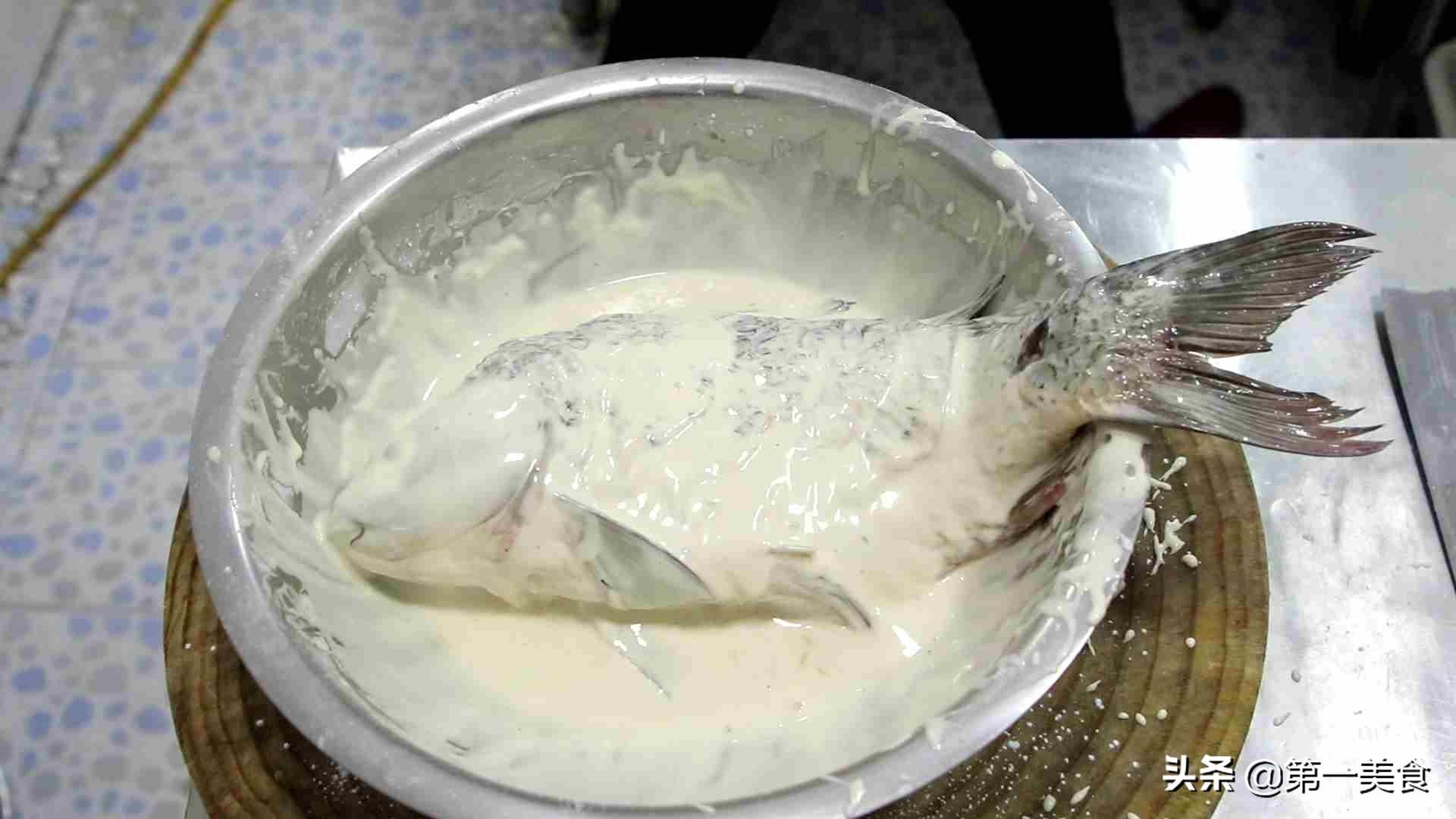 糖醋鱼的家常做法单（正宗的糖醋汁怎么做）-6