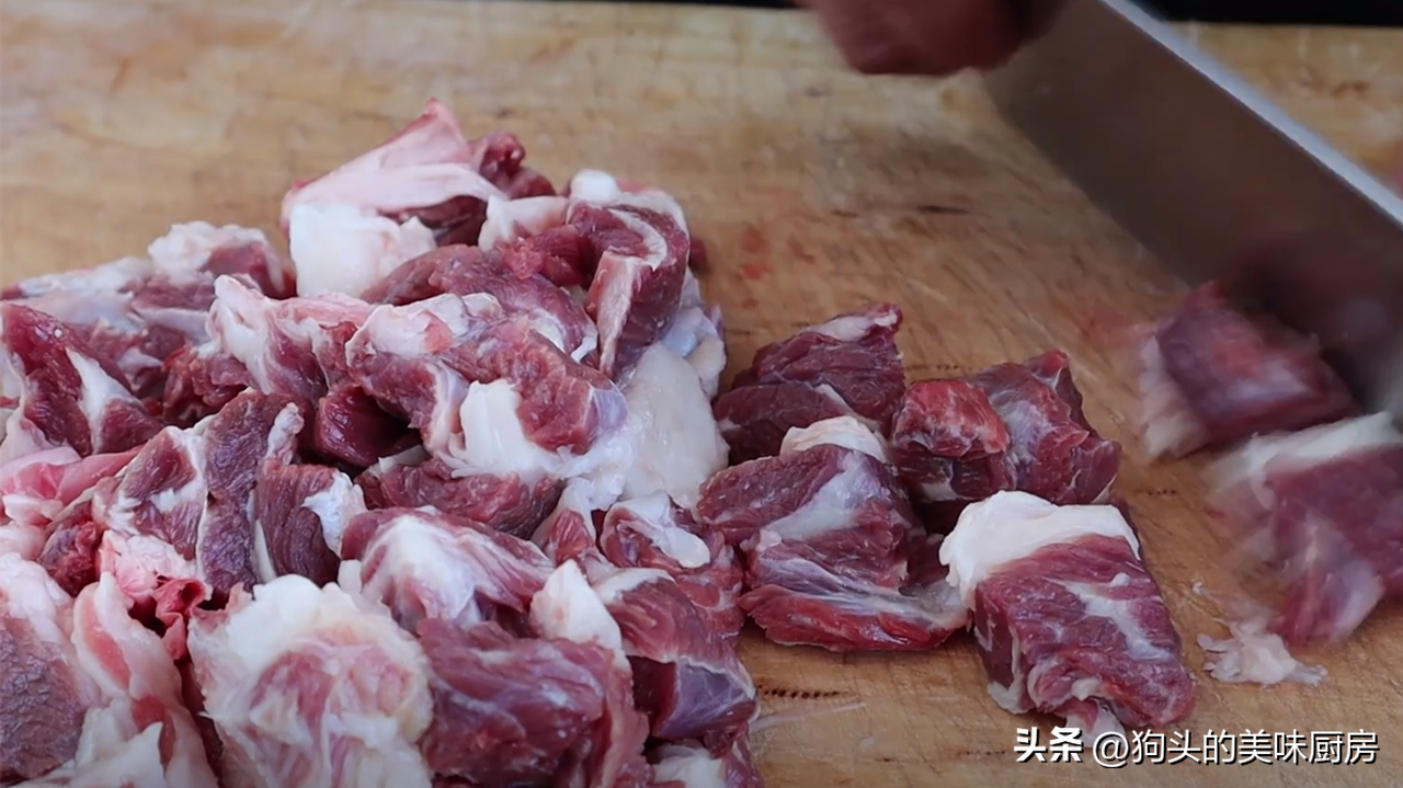 饭店西红柿牛腩的做法，番茄炖牛腩的教程-4