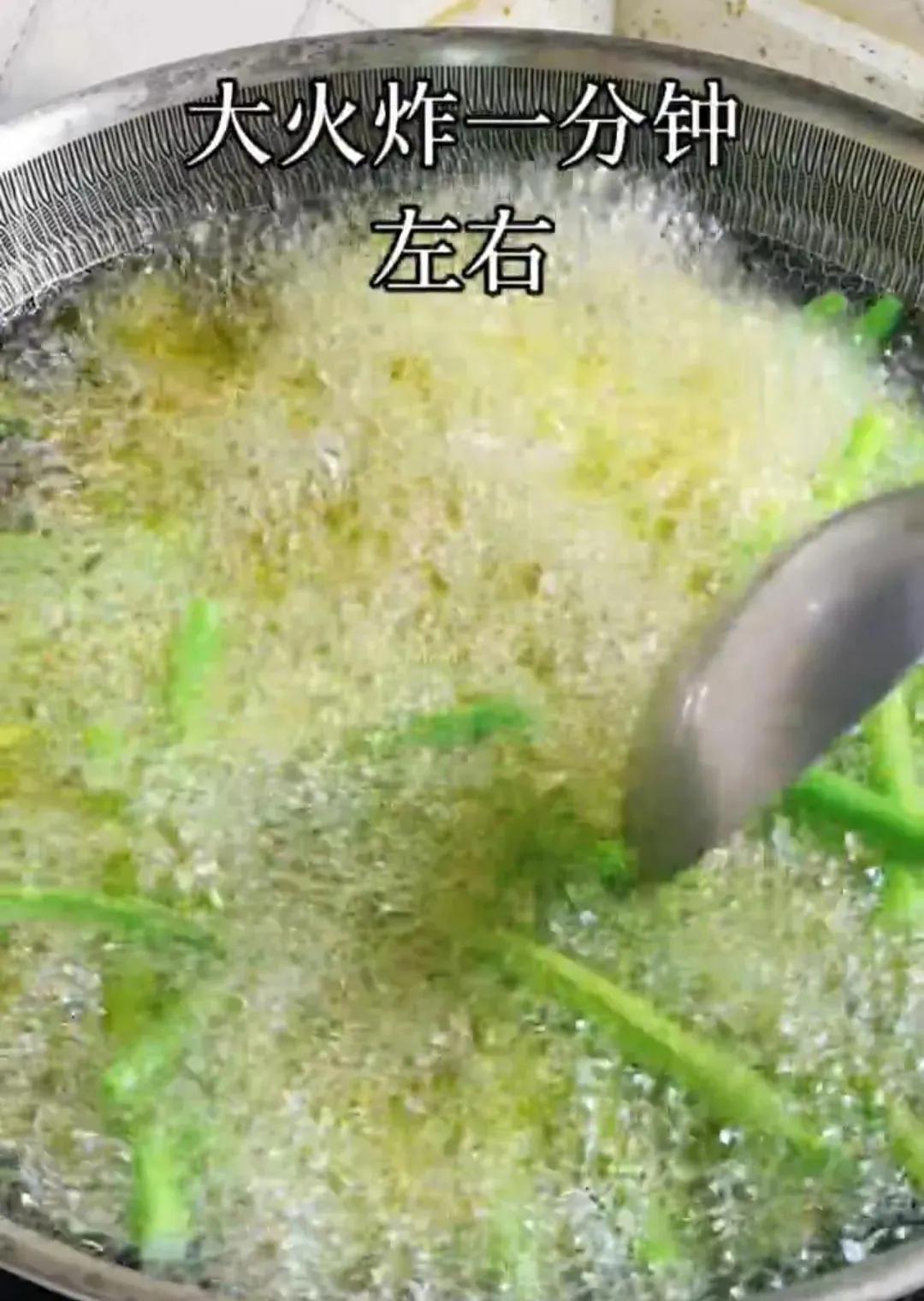 干煸豆角怎么做好吃又简单_干扁豆的家常做法-8