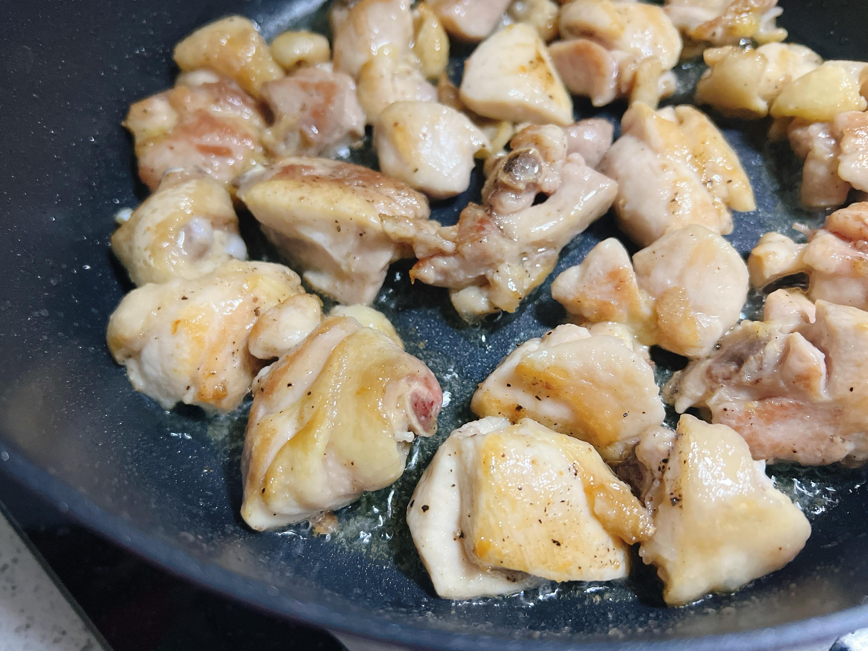 鸡肉怎么烧好吃又简单（鸡肉怎么烧才嫩不柴）-10