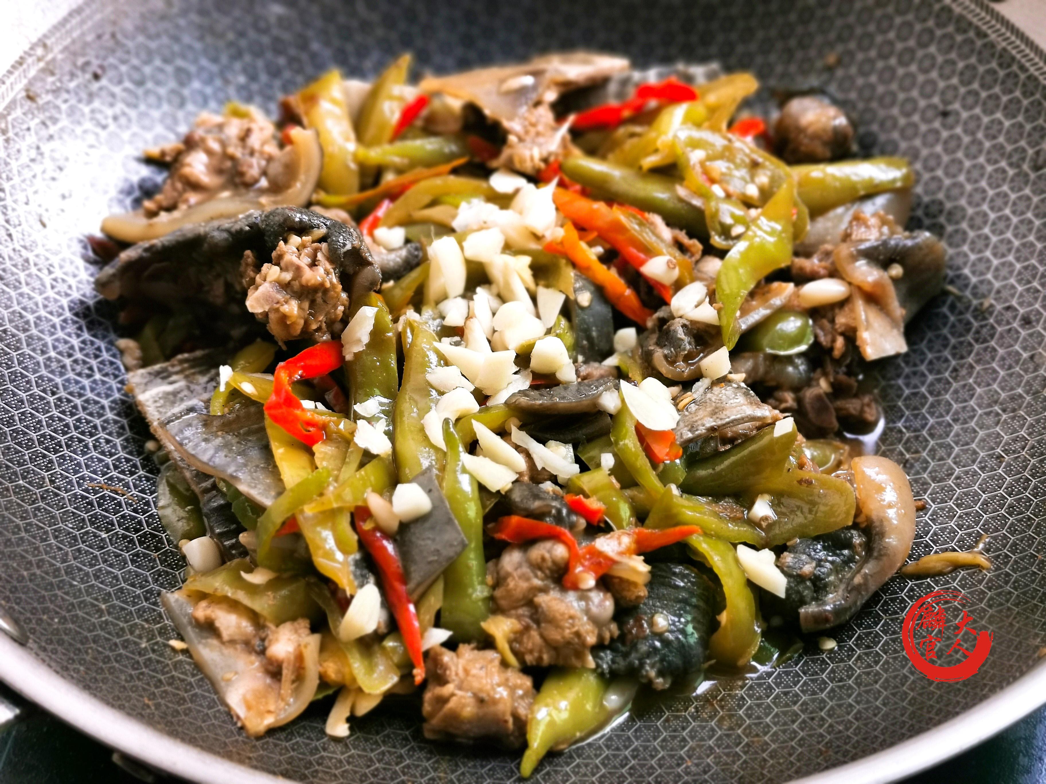 甲鱼怎样宰杀（甲鱼和什么一起炖最好）-13