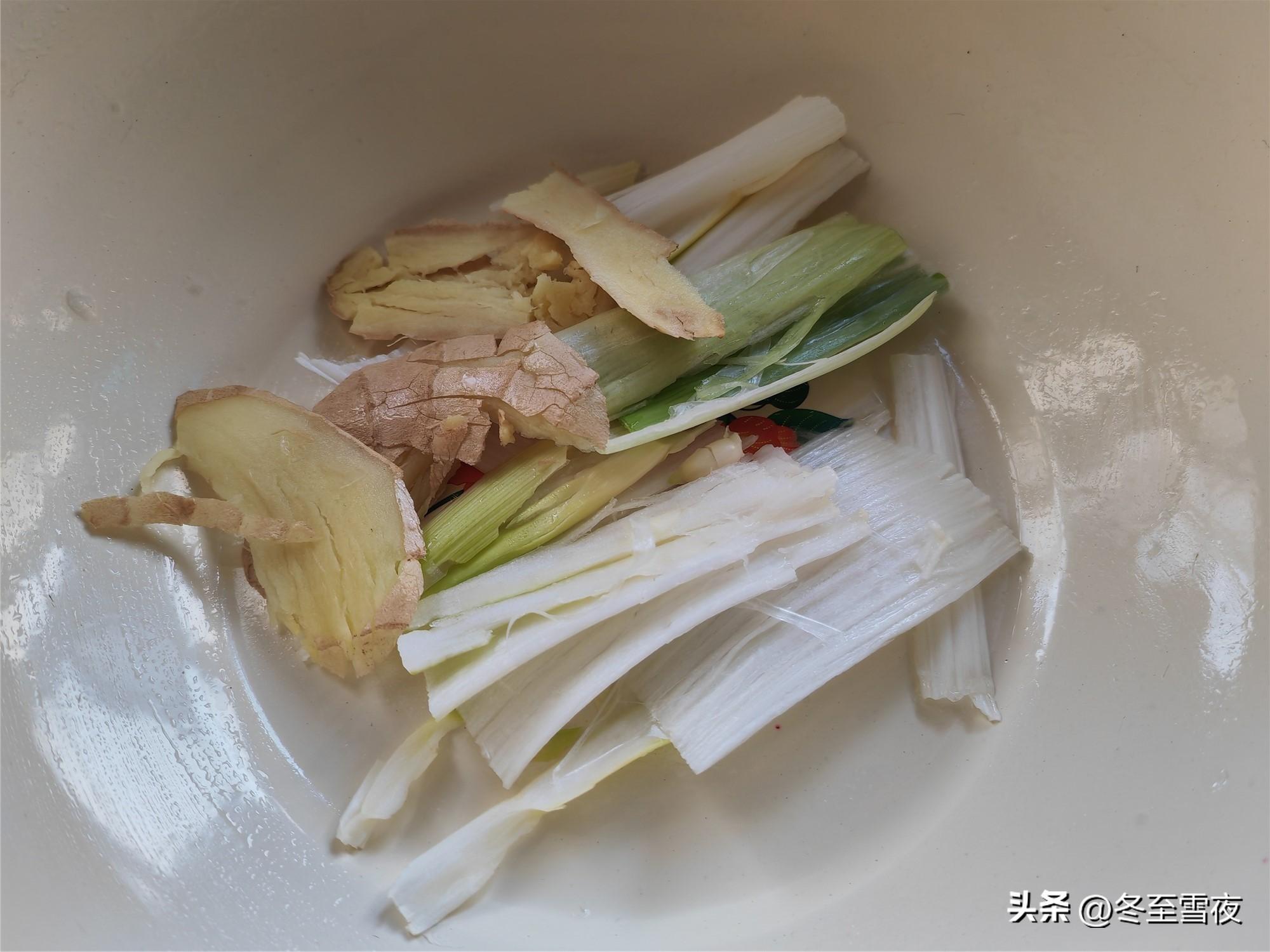 油炸小鱼儿怎么样又酥又脆_小鱼汤的做法家常做法-4
