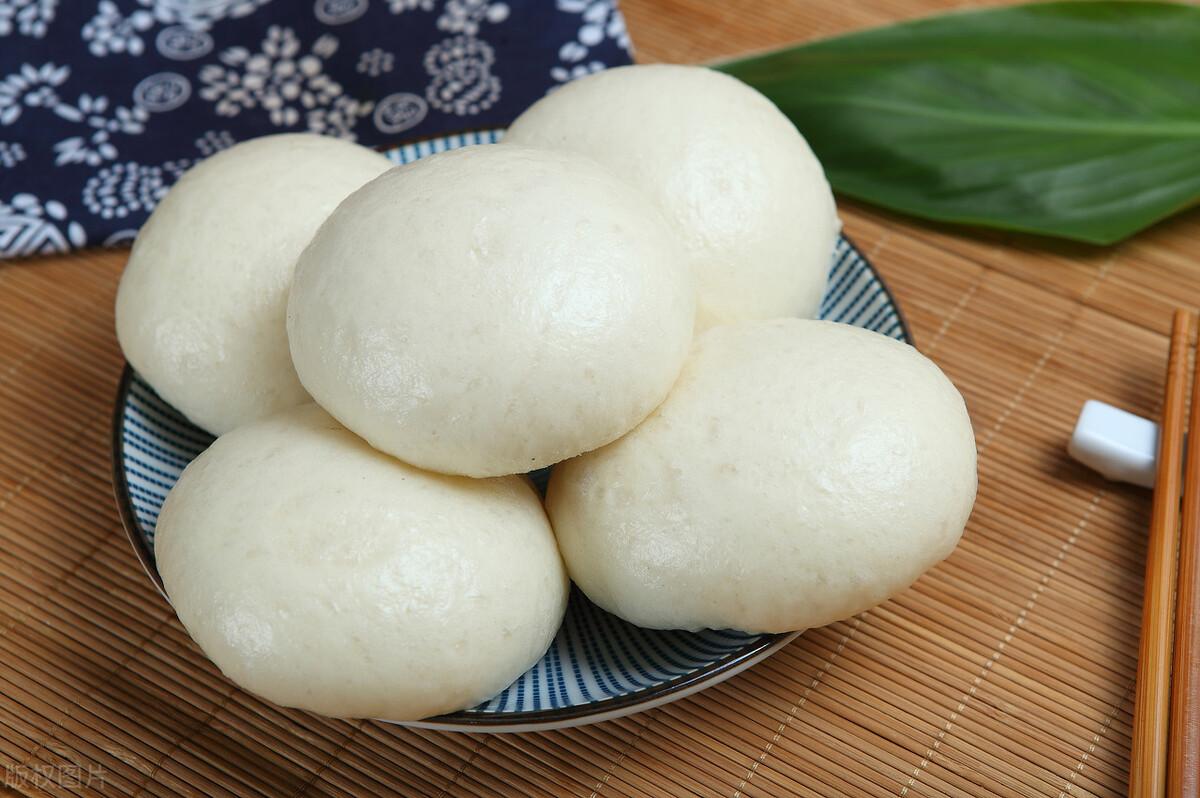 炸牛肉丸子的做法家常_油炸牛肉丸子的制作方法及配方-3
