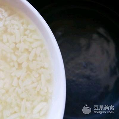 酒酿蛋花汤的做法（酒酿蛋的正确做法）-4