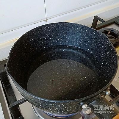 辣年糕的做法家常做法（辣年糕怎么做好吃）-4