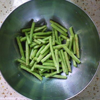 豆角橄榄菜怎么做，橄榄菜炒豆角怎么炒好吃？-2