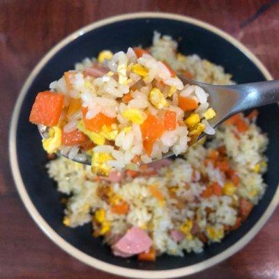 怎样做蛋炒饭好吃又简单（蛋炒饭的做法及配料）-10
