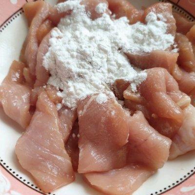 鲜笋炒肉片怎么炒好吃（新鲜竹笋炒肉片的家常做法）-5