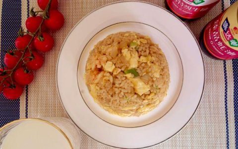 虾仁炒米饭怎么做好吃（虾仁炒饭的经典做法）