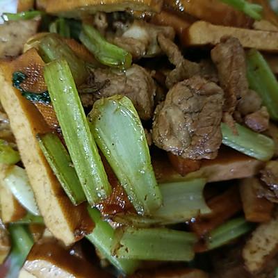 香干炒肉丝的家常做法（香干肉丝怎么炒好吃）-11