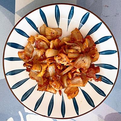 煎五花肉片的家常做法（五花肉怎样做最好吃）-7