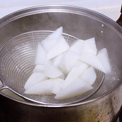 羊排怎么炖好吃又烂没腥味又不油_家里炖羊排的正确方法-8