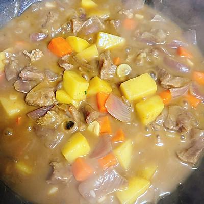 咖喱牛肉土豆饭的做法（咖喱牛肉饭怎么做好吃又烂）-6