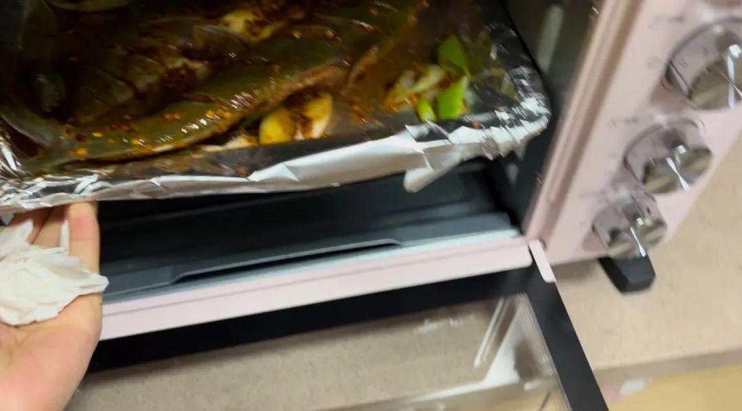 烤鱼的制作方法和配料（烤鱼的家常做法）-6