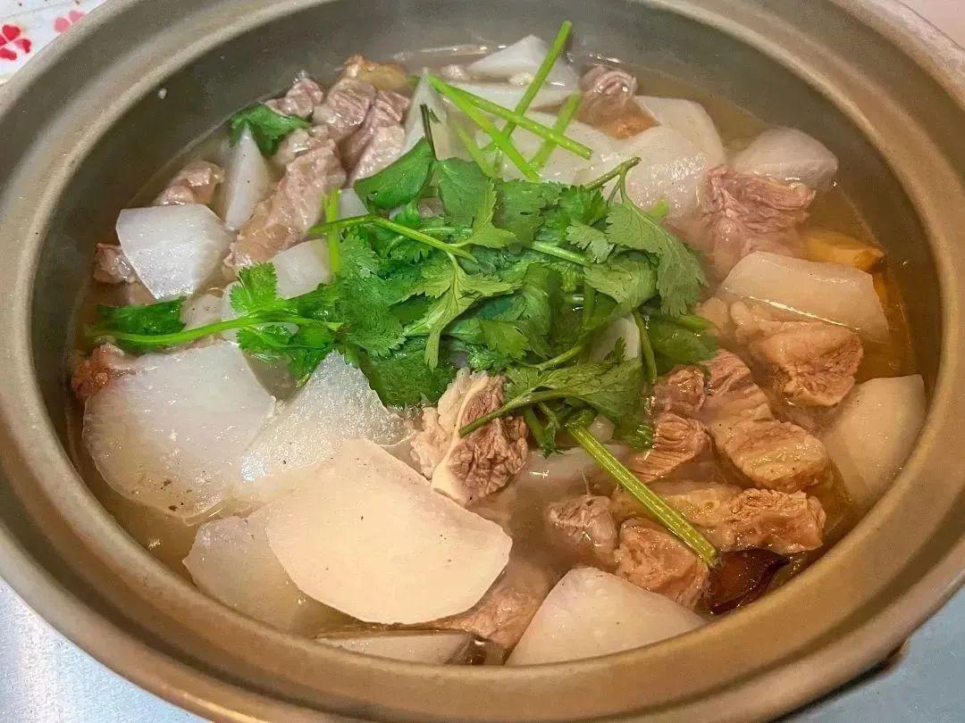 牛腩炖萝卜怎么做又烂又好吃_牛腩清炖萝卜的做法窍门-10