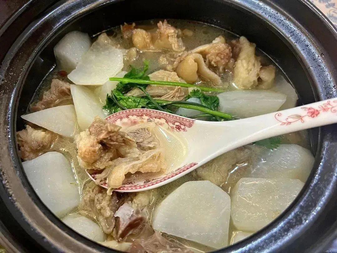 牛腩炖萝卜怎么做又烂又好吃_牛腩清炖萝卜的做法窍门-14