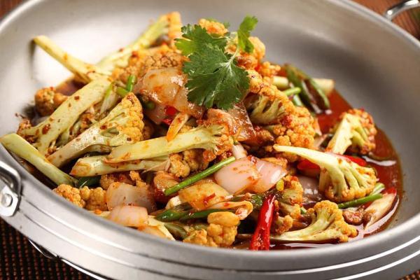 菜花怎么炒才好吃呢？怎么用空气炸锅做菜花？-1