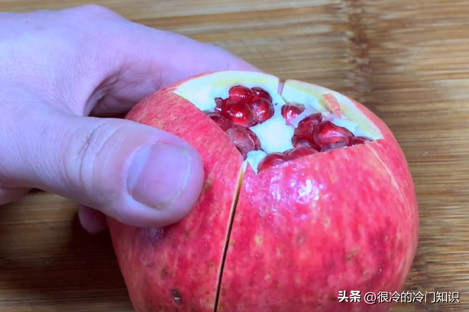 石榴怎么剥皮小妙招不用刀_石榴包的皮都用什么可以？-4