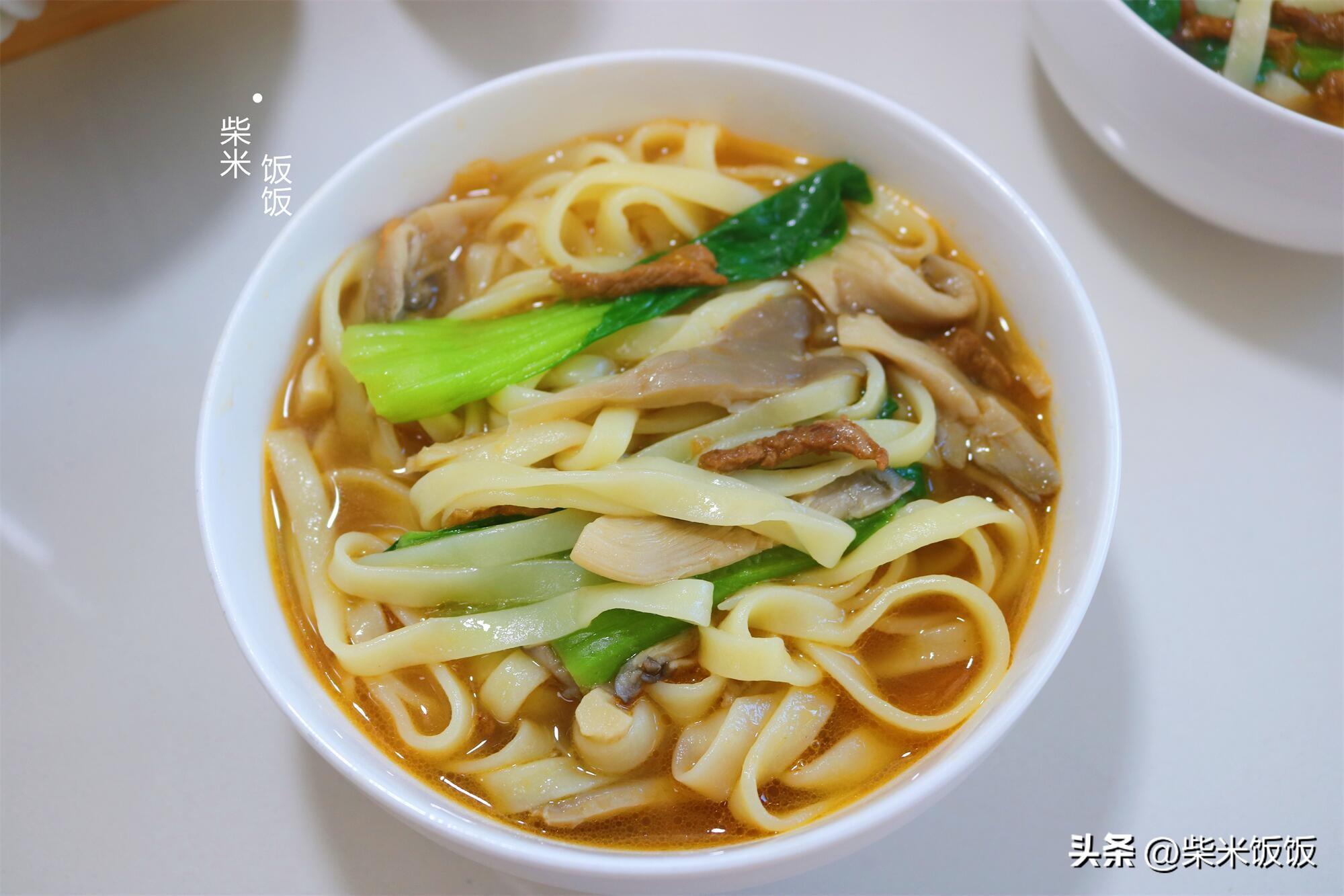 手擀面的技巧（手擀面面条怎么做）-15