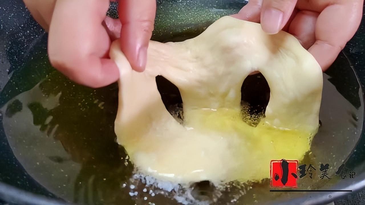 发面炸油饼的做法大全，酵母发面炸油饼的方法-14