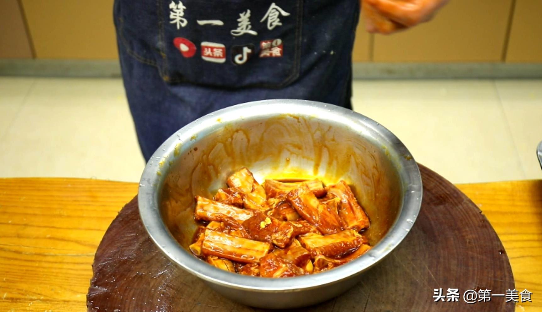 红烧排骨怎样做好吃？ 炖排骨如何软烂不柴？-8