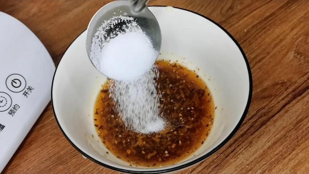 蒸槐花要蒸几分钟，洋槐花怎么蒸好吃？-9