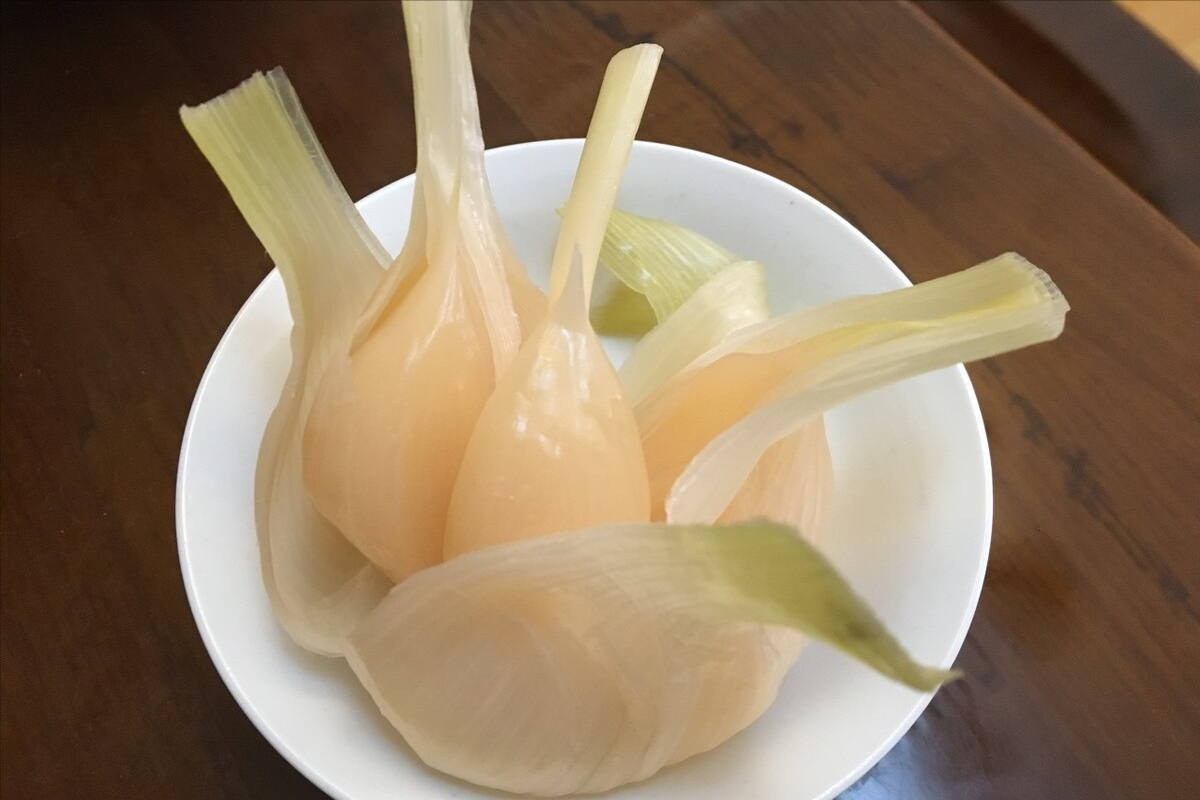 怎样腌糖蒜又脆又好吃（怎样腌糖蒜的腌制方法）-7