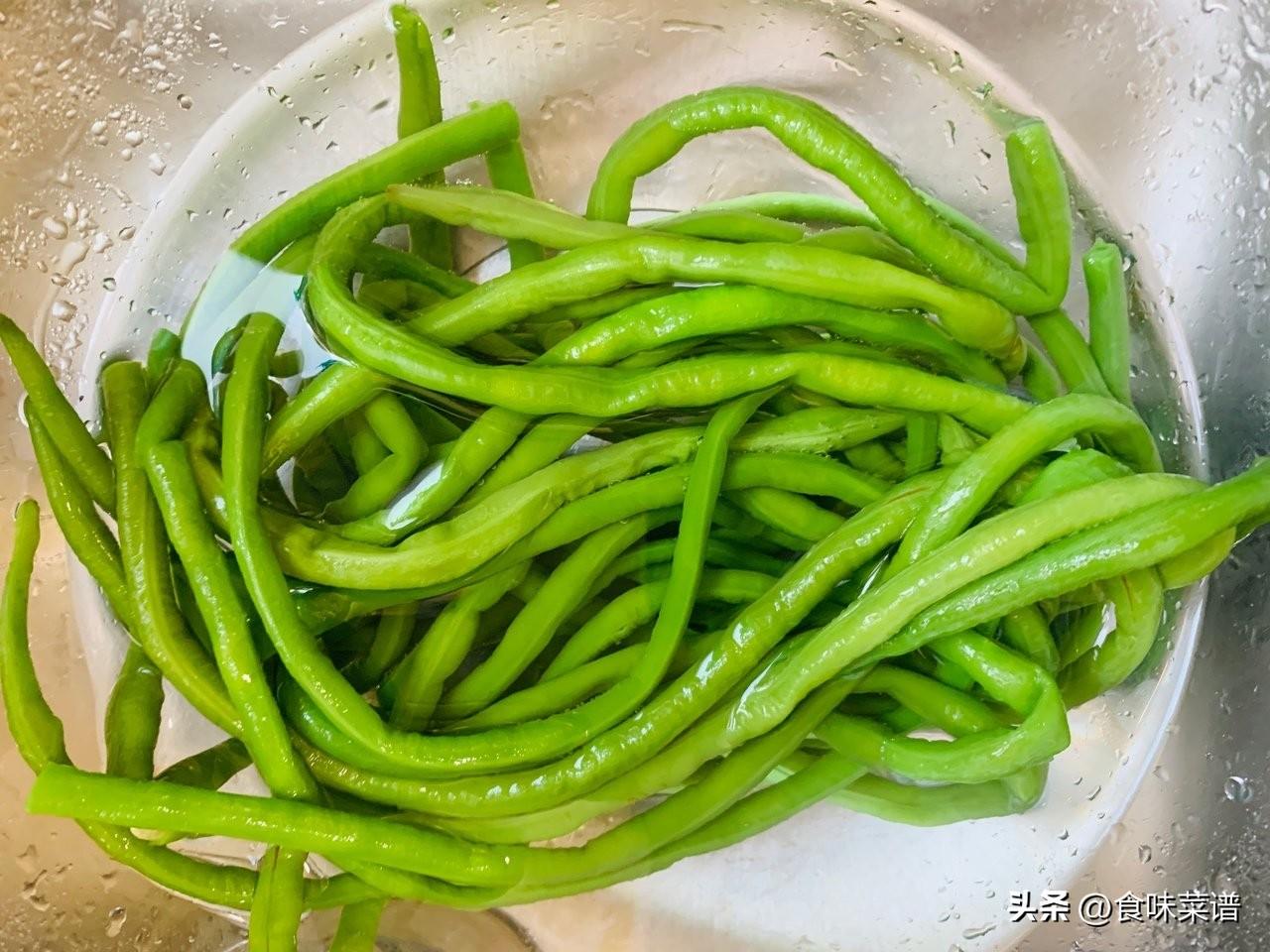 年夜饭的做法大全家常炒菜（年夜饭炒什么菜好）-9