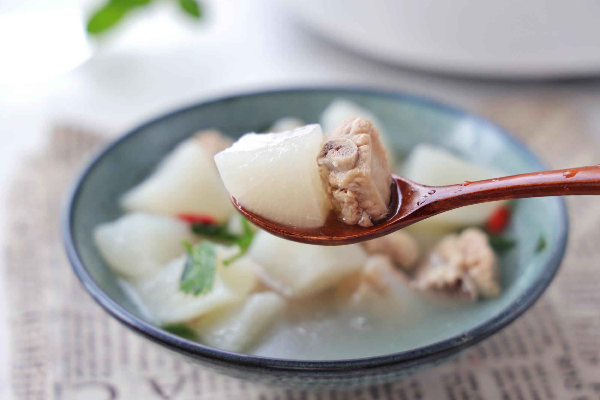 排骨汤怎么做才好喝？教你10种家常排骨汤做法，汤鲜味美营养丰富 - 哔哩哔哩