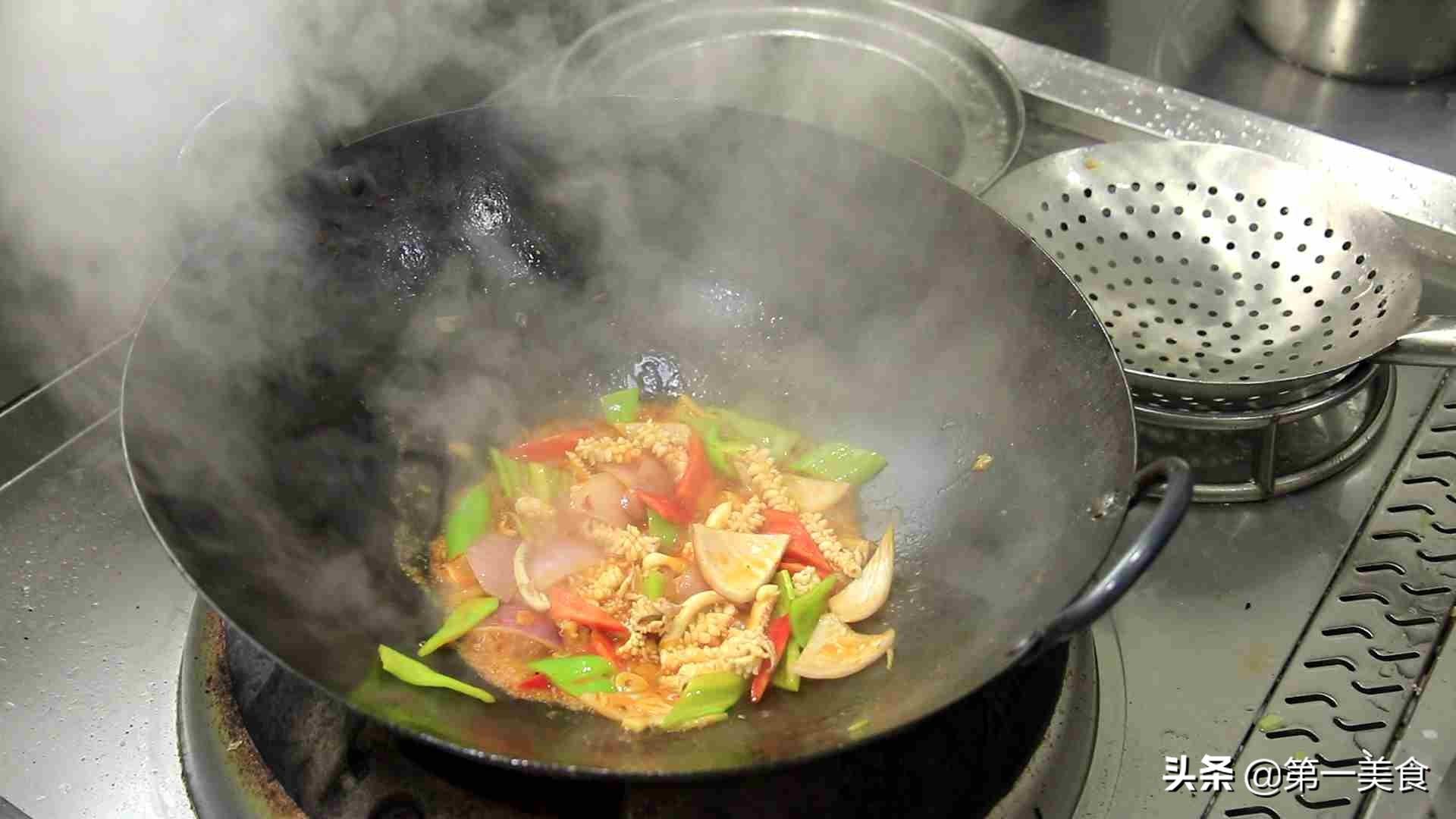 红烧鱿鱼的家常做法窍门，红烧鱿鱼干怎么做好吃又简单-9