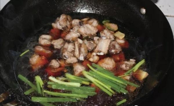 糖醋排骨的做法（川式传统糖醋排骨制法）-4