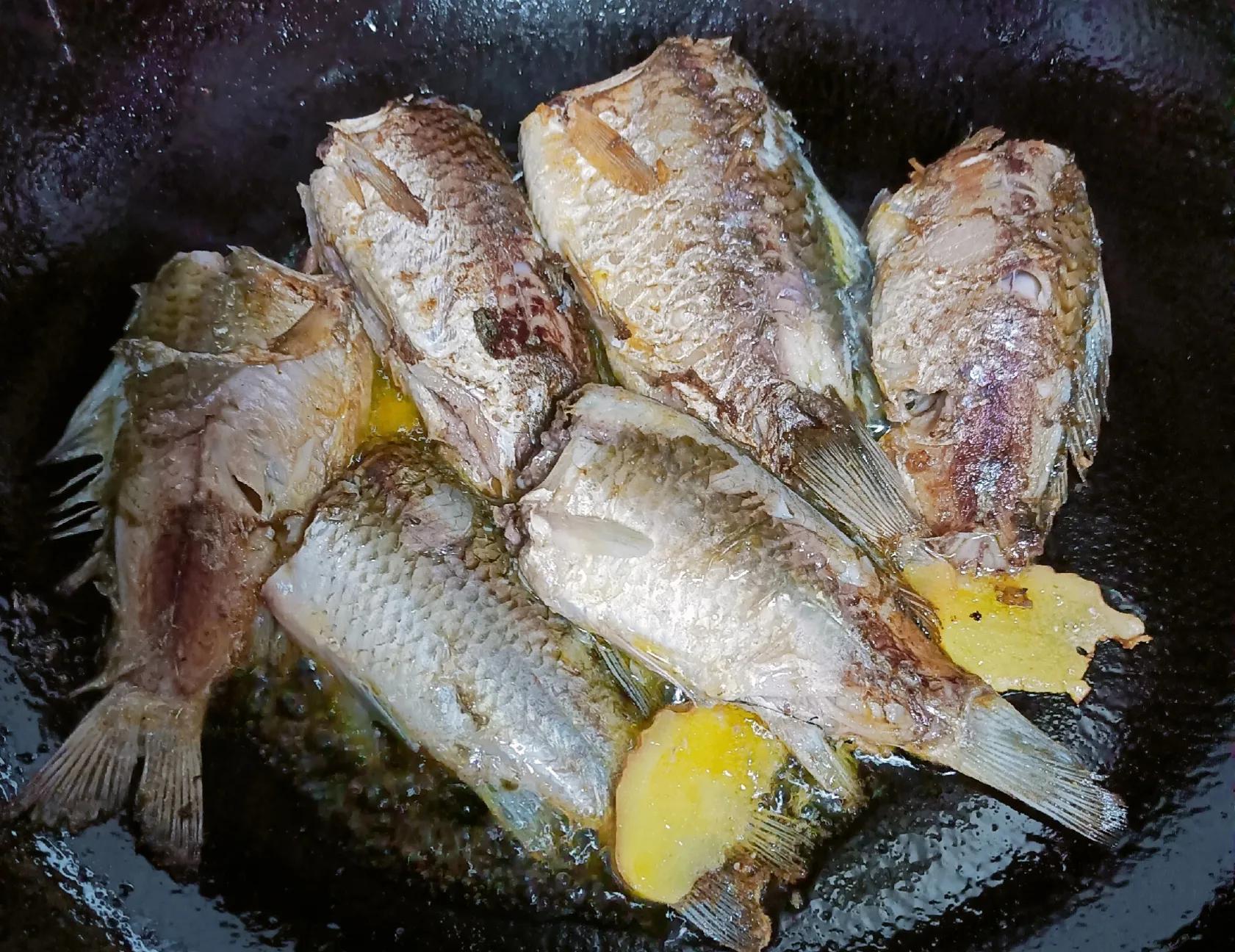 鲫鱼豆腐汤怎么炖好喝又营养「干货」-4