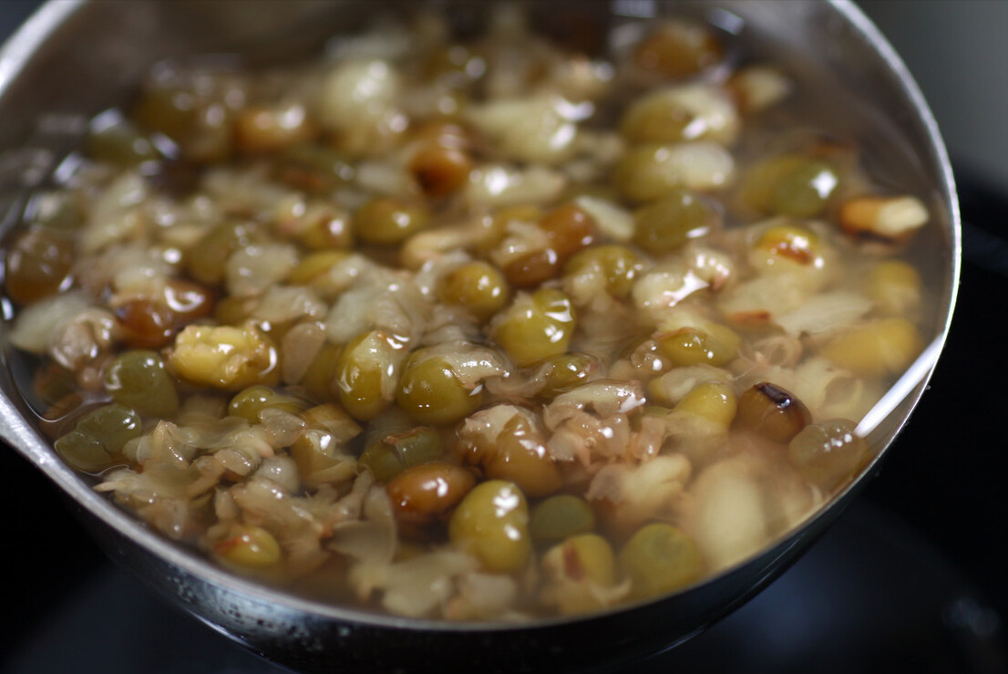 绿豆汤的家常做法_熬绿豆汤需要放什么配料-5