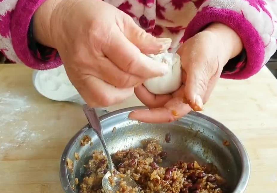 怎么做豆包详细过程（粘豆包怎么做好吃）-2
