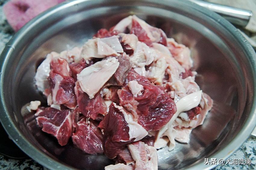 牛腩炖柿子怎么做最好吃，牛肉柿子汤怎么做好吃又入味？-3