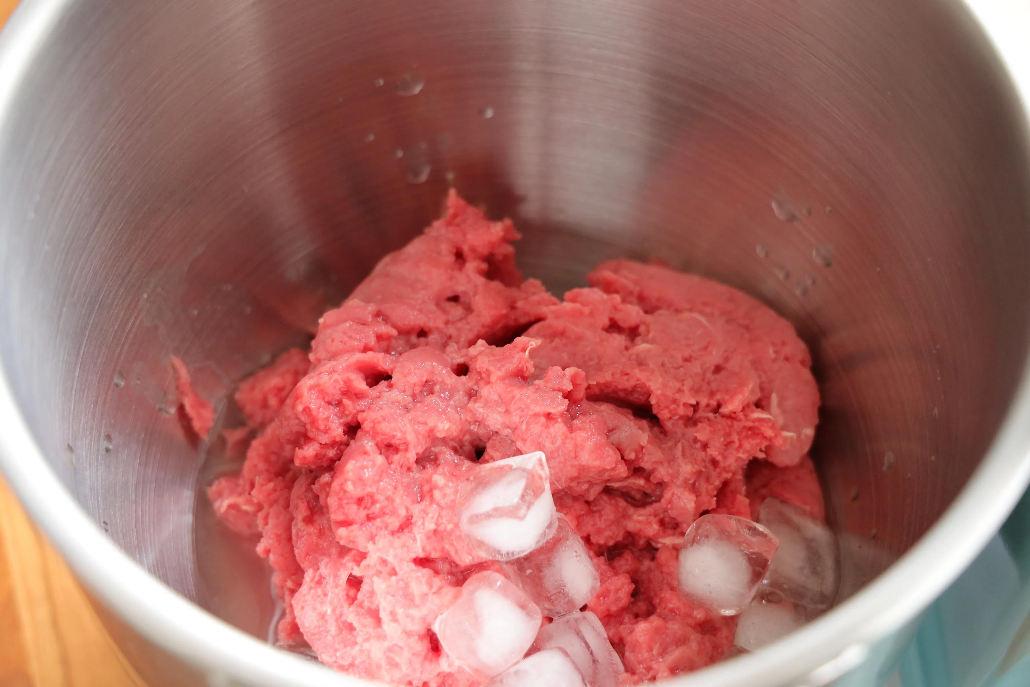 牛肉丸子的制作方法及配方_牛肉丸子汤汁的做法-6